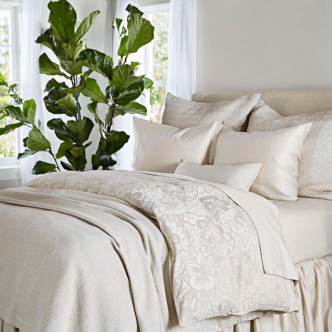 Hibiscus Platinum Bedding By The Purists