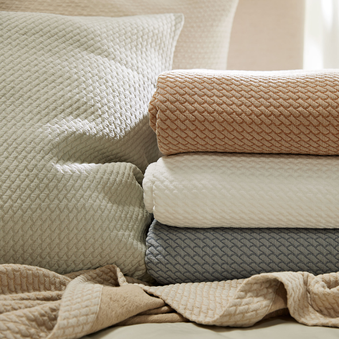 Savona Bedding By SDH