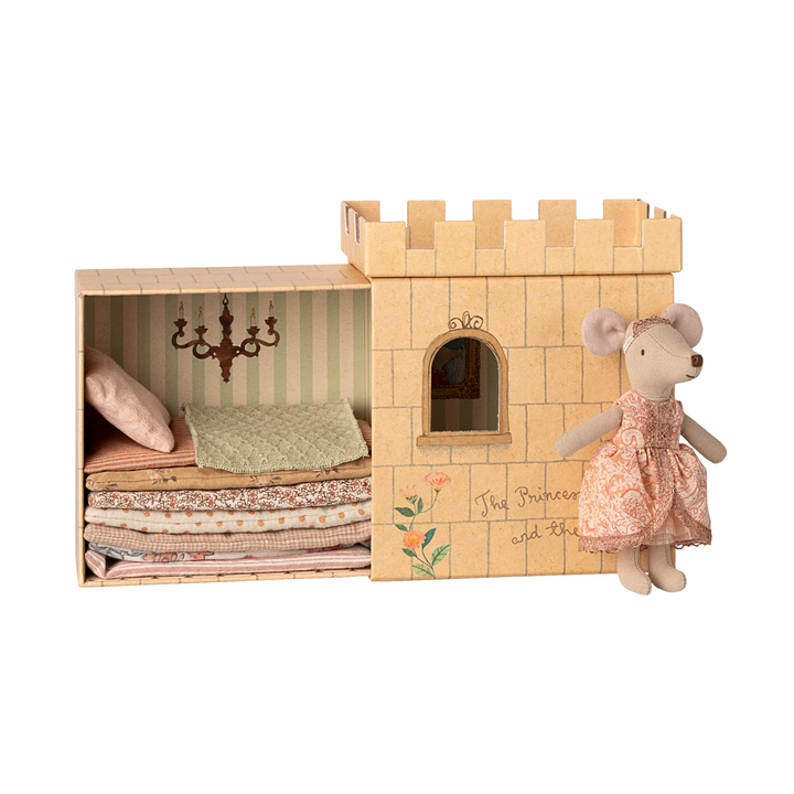 Maileg - Princess &amp; The Pea, Big Sister Mouse