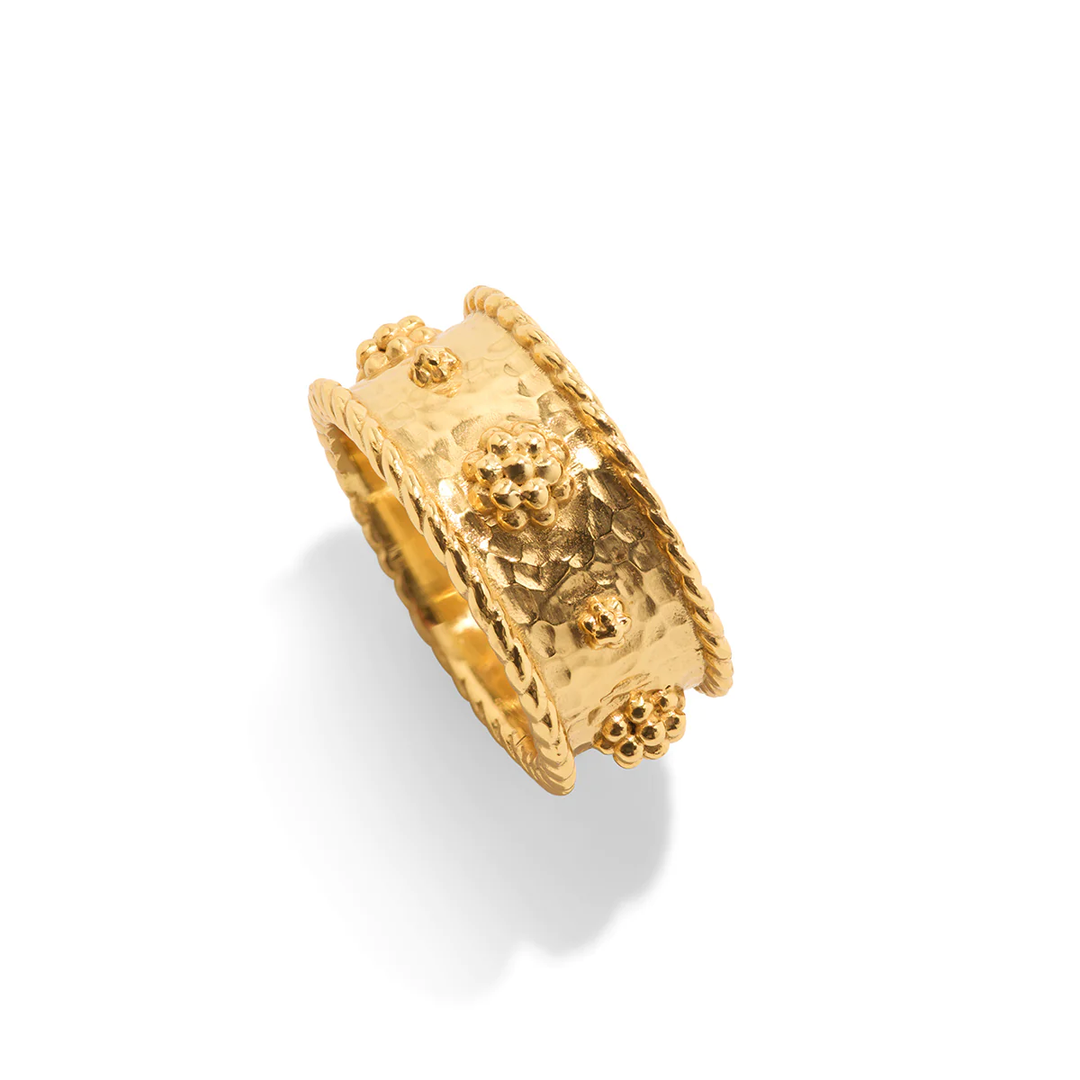 Berry Ring Hammered Gold