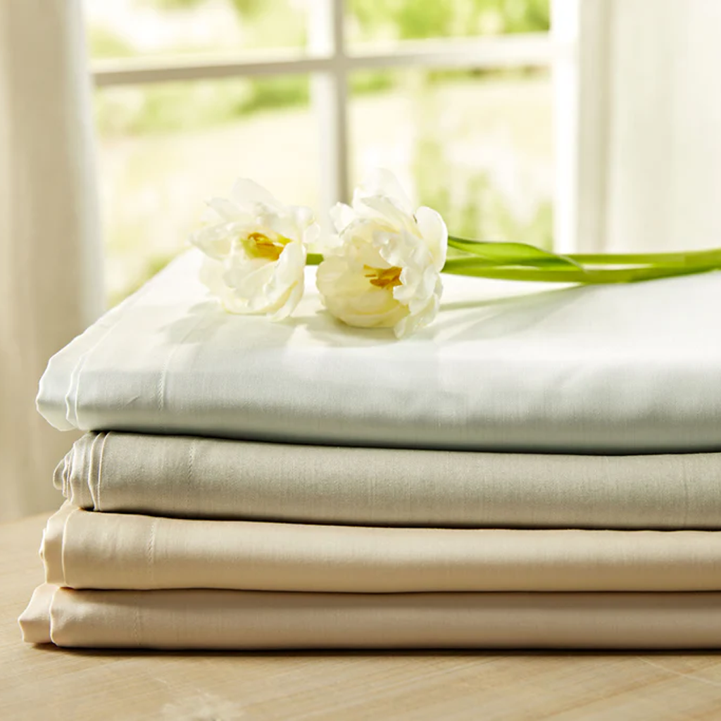 Dahlia Bedding By Legna