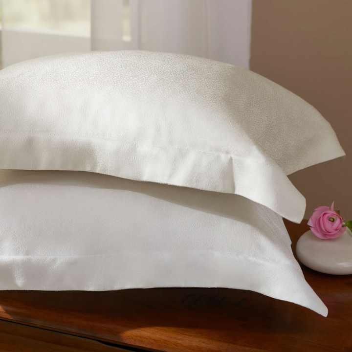 Prieta Duvets By Legna