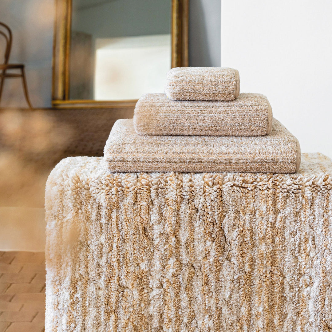 Porto Bath Rug Snow/Fog 24" x 39"