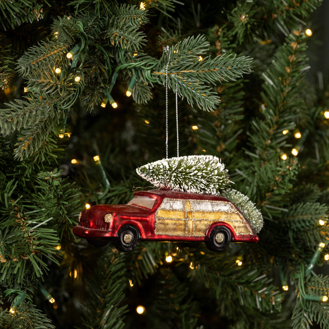 Red Woody With Tree Ornament