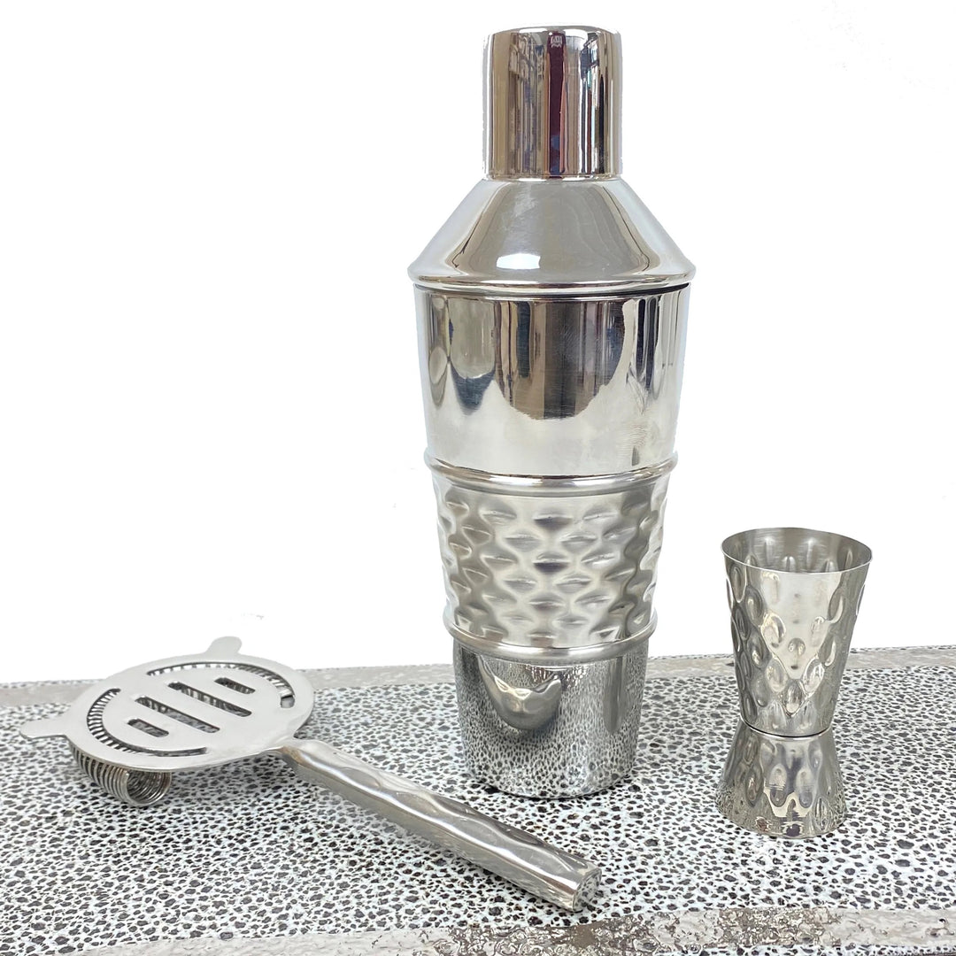 Truro Platinum Strainer & Cocktail Shaker Set By Michael Wainwright