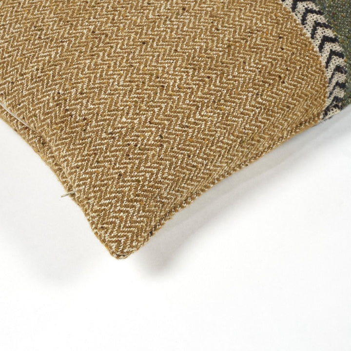 Montana Pillow Gold 25" x 25" With Insert