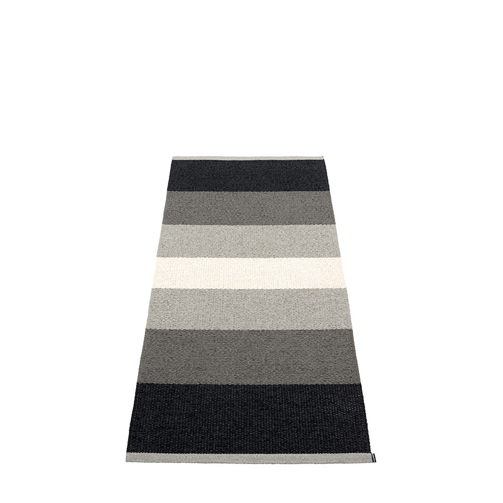 Kim Indoor/Outdoor Rug Black 2.25' X 5.25'